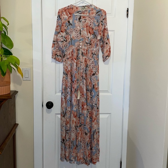 Jaase Dresses & Skirts - Flowy Jaase fairy boho hippie button up vintage style dress